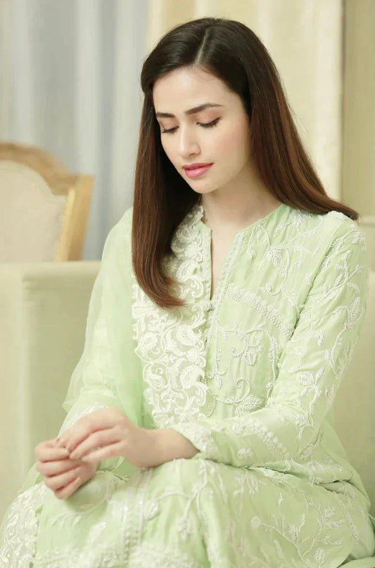BAREEZE - 3PC LAWN