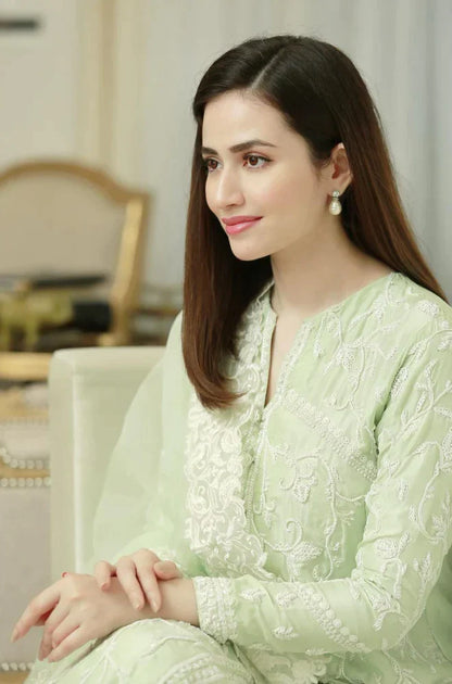 BAREEZE - 3PC LAWN