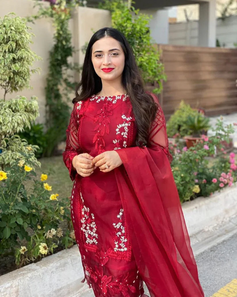 AZURE- ORGANZA HEAVY EMBROIDERED SHIRT WITH ORGANZA EMBROIDERED DUPATTA AND LAWN INNER